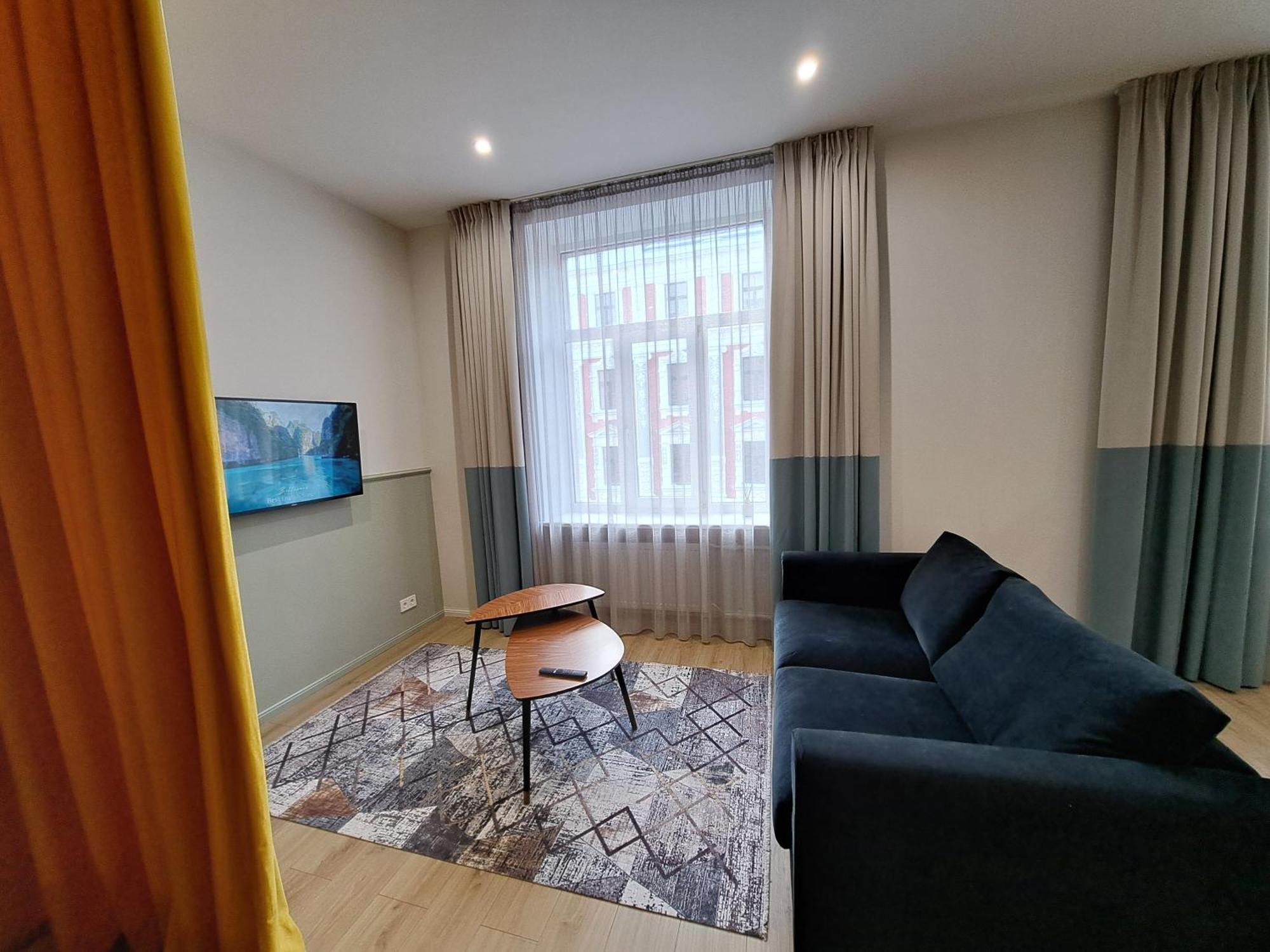 Golden Palms Apartment In The City Centre Riga Exterior photo